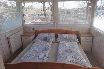 Chata terasa a baz�n - �esk� r�j a Krkono�e