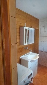 Chata terasa a baz�n - �esk� r�j a Krkono�e