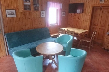 Chata terasa a baz�n - �esk� r�j a Krkono�e