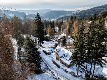 Chalupa Tanvaldsk� �pi��k - Vodn� n�dr� Sou�