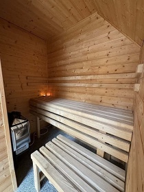 Wellness chalupa s kachlov�mi kamny - p�ehrada V�r