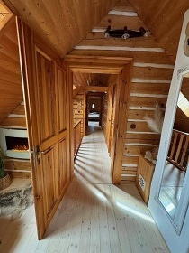 Wellness chalupa s kachlov�mi kamny - p�ehrada V�r