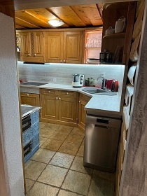 Wellness chalupa s kachlov�mi kamny - p�ehrada V�r