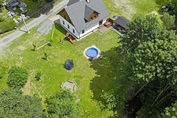 Wellness chalupa s baz�nem a kachlov�mi kamny