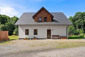 Wellness chalupa s baz�nem a kachlov�mi kamny