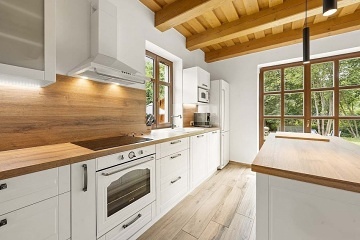 Wellness chalupa s baz�nem a kachlov�mi kamny