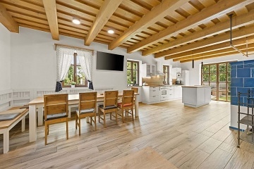 Wellness chalupa s baz�nem a kachlov�mi kamny