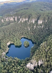 Roubenka a vinn� sklep - Adr�pa�sko-Teplick� sk�ly