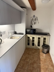 Roubenka a vinn� sklep - Adr�pa�sko-Teplick� sk�ly