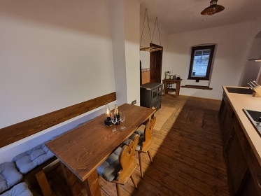 Wellness glamping v �dol� ���ky Ostru�n� - Su�ice