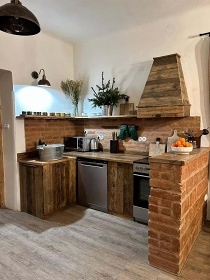 Wellness chalupa s v��ivkou a vyh��van�m sudem