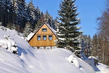 Chalupa pod Sn�kou u lesa - �psk� vodop�d