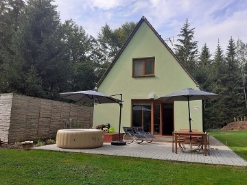 Chata na samot� s v��ivkou - ���rsk� vrchy