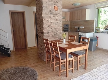 Chata na samot� s v��ivkou - ���rsk� vrchy