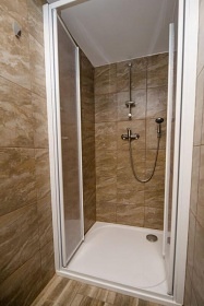 Chaty Host�nsk� vrchy - Slu�ovick� p�ehrada