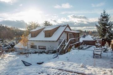 Wellness chata a baz�n - z�mek Konopi�t� - Blan�k