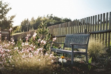 Wellness chata a baz�n - z�mek Konopi�t� - Blan�k