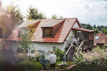 Wellness chata a baz�n - z�mek Konopi�t� - Blan�k