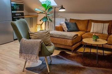 Wellness chata a baz�n - z�mek Konopi�t� - Blan�k