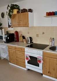 Chalupa s baz�nem - vrch �al� - Benecko - Krkono�e