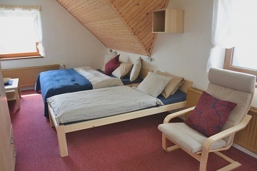 Chalupa s baz�nem - vrch �al� - Vrchlab� - Krkono�e