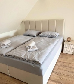 Rekrea�n� d�m s baz�nem - Mikulov - P�lava