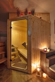 Chalupa s kachlov�mi kamny - Doln� Morava - Kr�l�ky