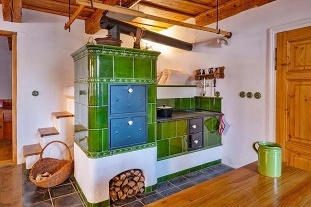 Chalupa s kachlovými kamny - Dolní Morava - Králíky