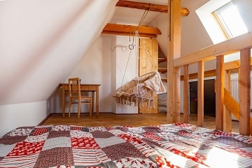 Chalupa s kachlov�mi kamny - Doln� Morava - Kr�l�ky