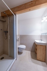 Chalupa s kachlov�mi kamny - Doln� Morava - Kr�l�ky