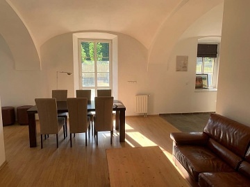 Rekrea�n� d�m - ZOO Dv�r Kr�lov� nad Labem