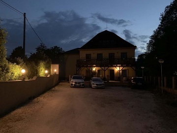 Rekrea�n� d�m - ZOO Dv�r Kr�lov� nad Labem