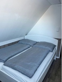 Chalupa na pomez� �eska a Slovenska - Beskydy