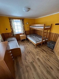 Chalupa s baz�nem - Velk� De�tn� - Orlick� hory