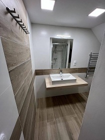 Chalupa s baz�nem - Velk� De�tn� - Orlick� hory