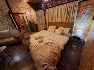 Glamping chata a koupac� sud - vodn� z�mek Blatn�