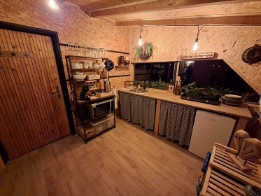 Glamping chata a koupac� sud - vodn� z�mek Blatn�