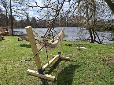 Glamping chata a koupac� sud - vodn� z�mek Blatn�