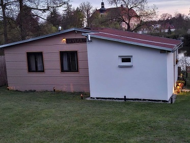 Glamping chata a koupac� sud - vodn� z�mek Blatn�