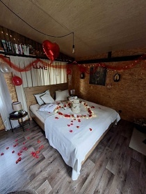 Glamping chata a koupac� sud - vodn� z�mek Blatn�