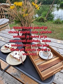Glamping chata a koupac� sud - vodn� z�mek Blatn�