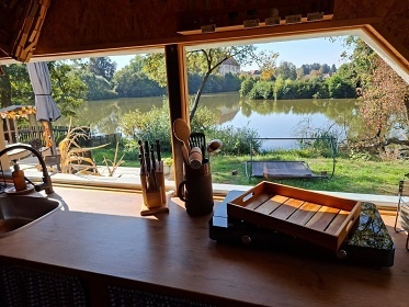 Glamping chata a koupac� sud - vodn� z�mek Blatn�