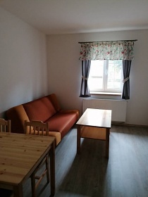 Chalupa u p�ehrady Rozko� - CHKO Broumovsko