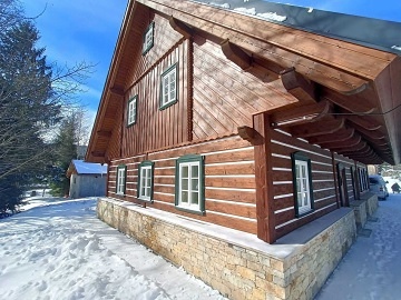 Dv� roubenky s wellness - Stezka Zemsk� br�na