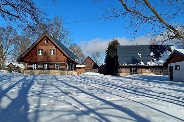 Dv� roubenky s wellness - Stezka Zemsk� br�na