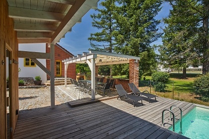 Chalupa baz�n - wellness - vinn� sklep - Lu�nice