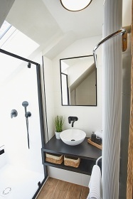 Chalupa baz�n - wellness - vinn� sklep - Lu�nice