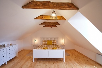 Chalupa Nov� Ves nad Lu�nic�