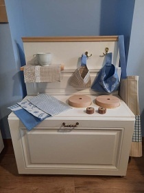 Chalupa Slov�cko s baz�nem - hrad Buchlov