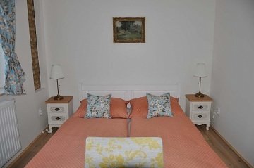 Chalupa Slov�cko s baz�nem - hrad Buchlov